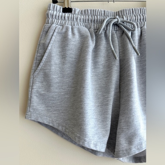 Amazon Grey High Waisted Sweat Shorts, Activewear Shorts, Size Medium - Picture 3 of 15